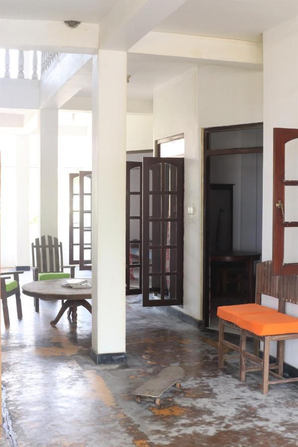 Long Beach Guest House Hikkaduwa Εξωτερικό φωτογραφία